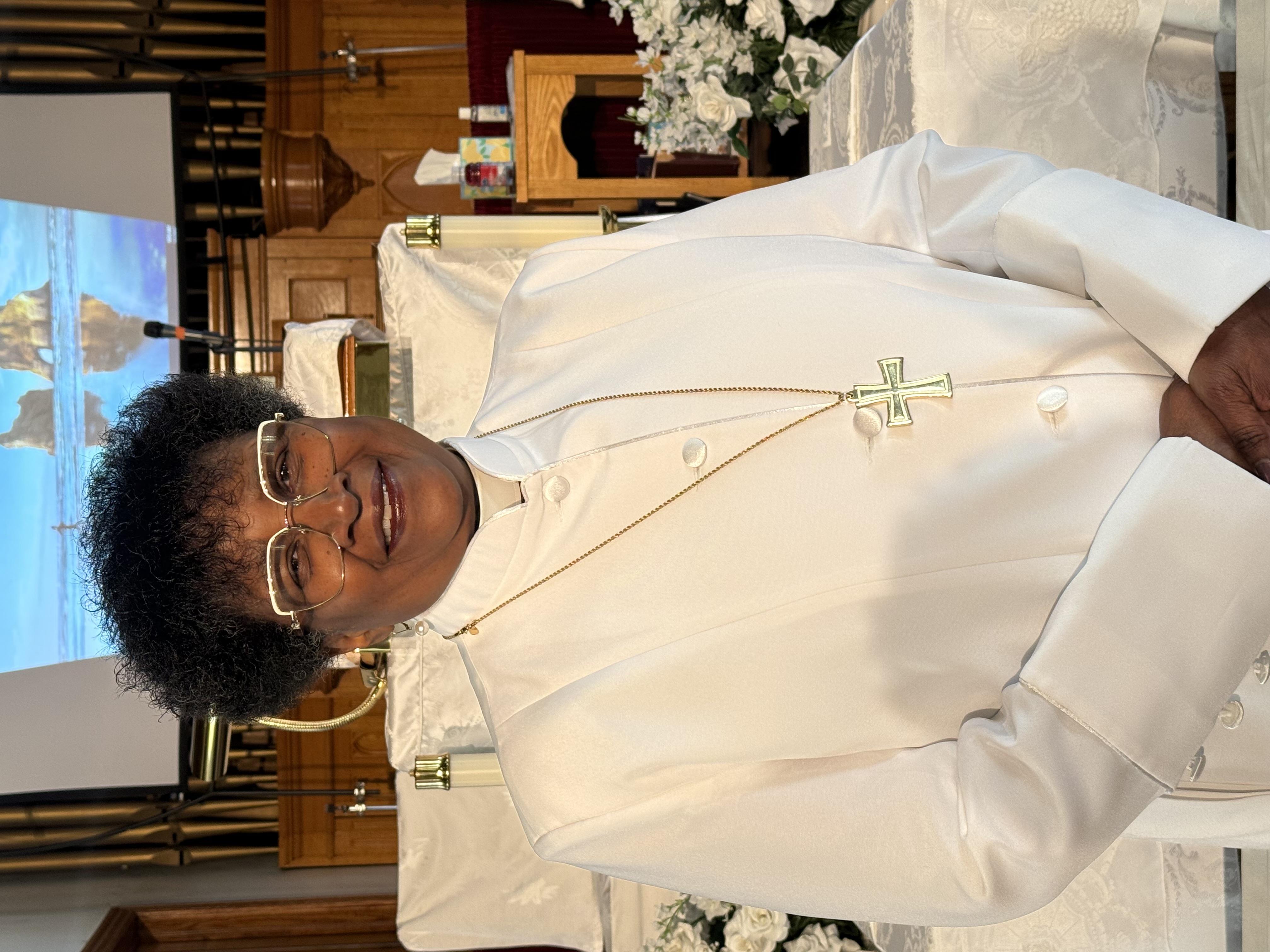 Rev. Leslie Green